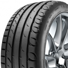 Sebring Ultra High Performance 235/45 R 17 97Y