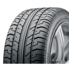 Pirelli P ZERO Direzionale 215/45 ZR 18 89Y Pirelli P ZERO Direzionale 215/45 ZR 18 89Y